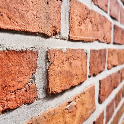 Techniques pour reconnaître un mur creux et l’isoler